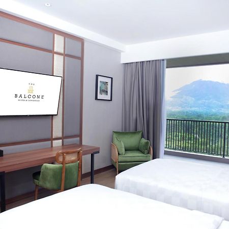The Balcone Suites & Resort 부키팅기 외부 사진
