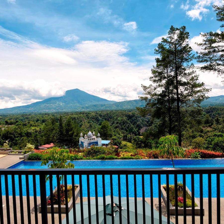 The Balcone Suites & Resort 부키팅기 외부 사진
