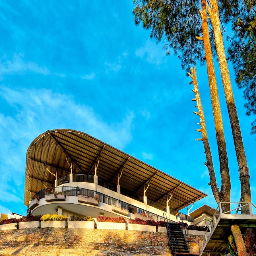 The Balcone Suites & Resort 부키팅기 외부 사진