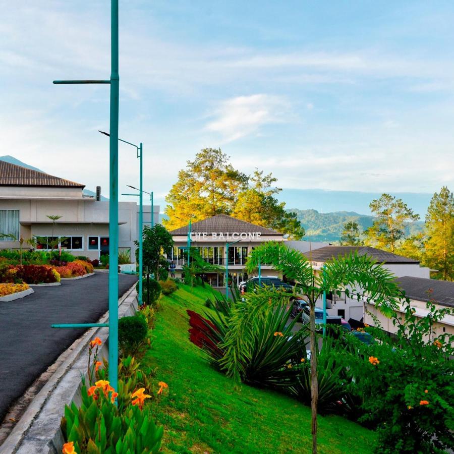 The Balcone Suites & Resort 부키팅기 외부 사진