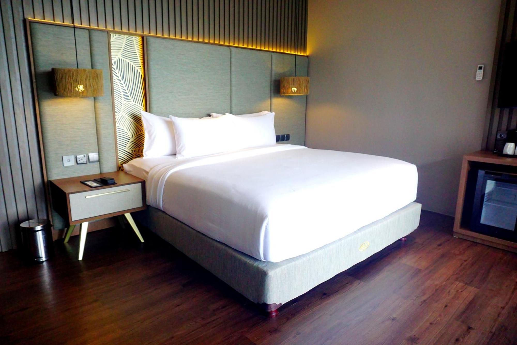 The Balcone Suites & Resort 부키팅기 외부 사진